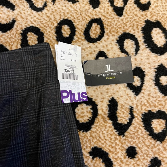 Plaid dress pants - Picture 9 of 10